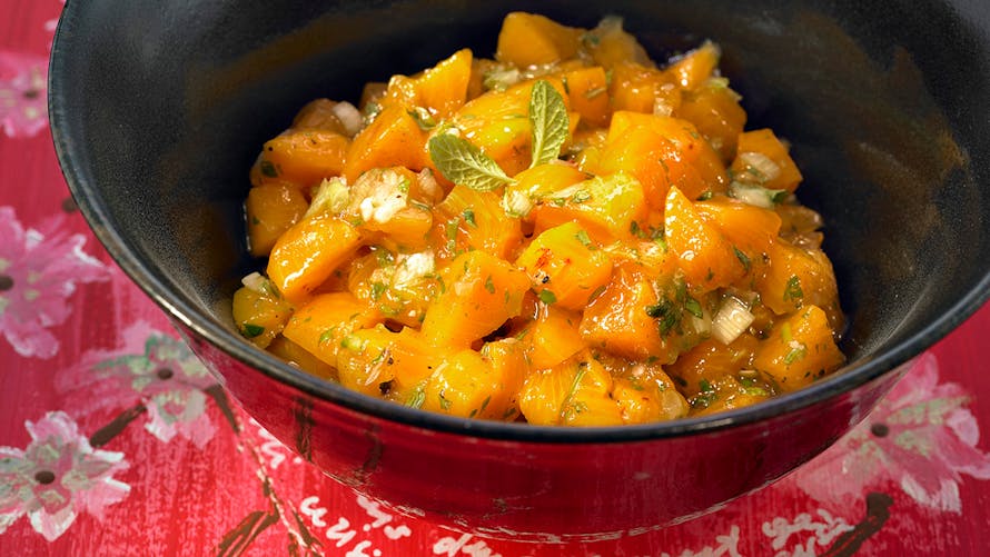 Salade épicée de kakis