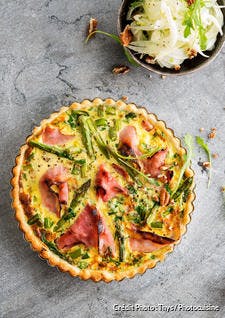 Quiche au jambon cru et aux asperges vertes